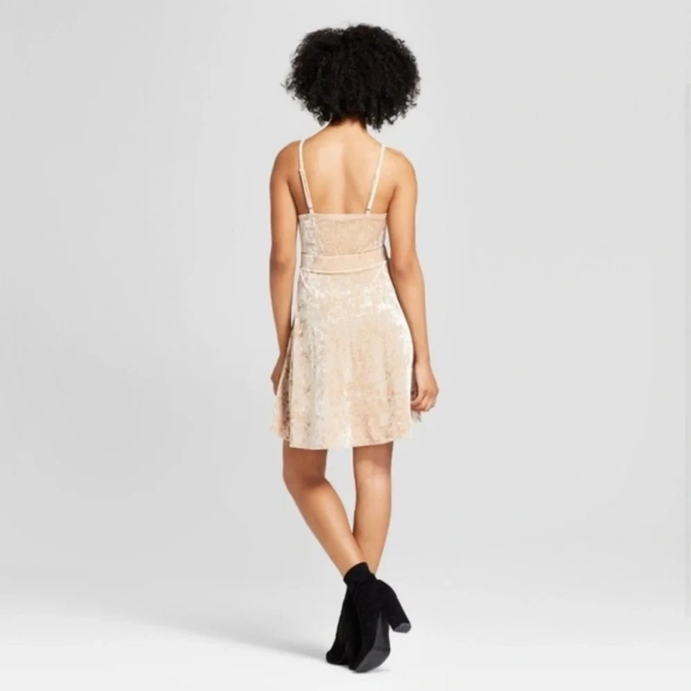 Xhilaration Blush Crushed Velvet Cutout Dress Strappy Fit & Flare L Boutique - Picture 2 of 8